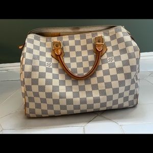 Louis Vuitton Speedy